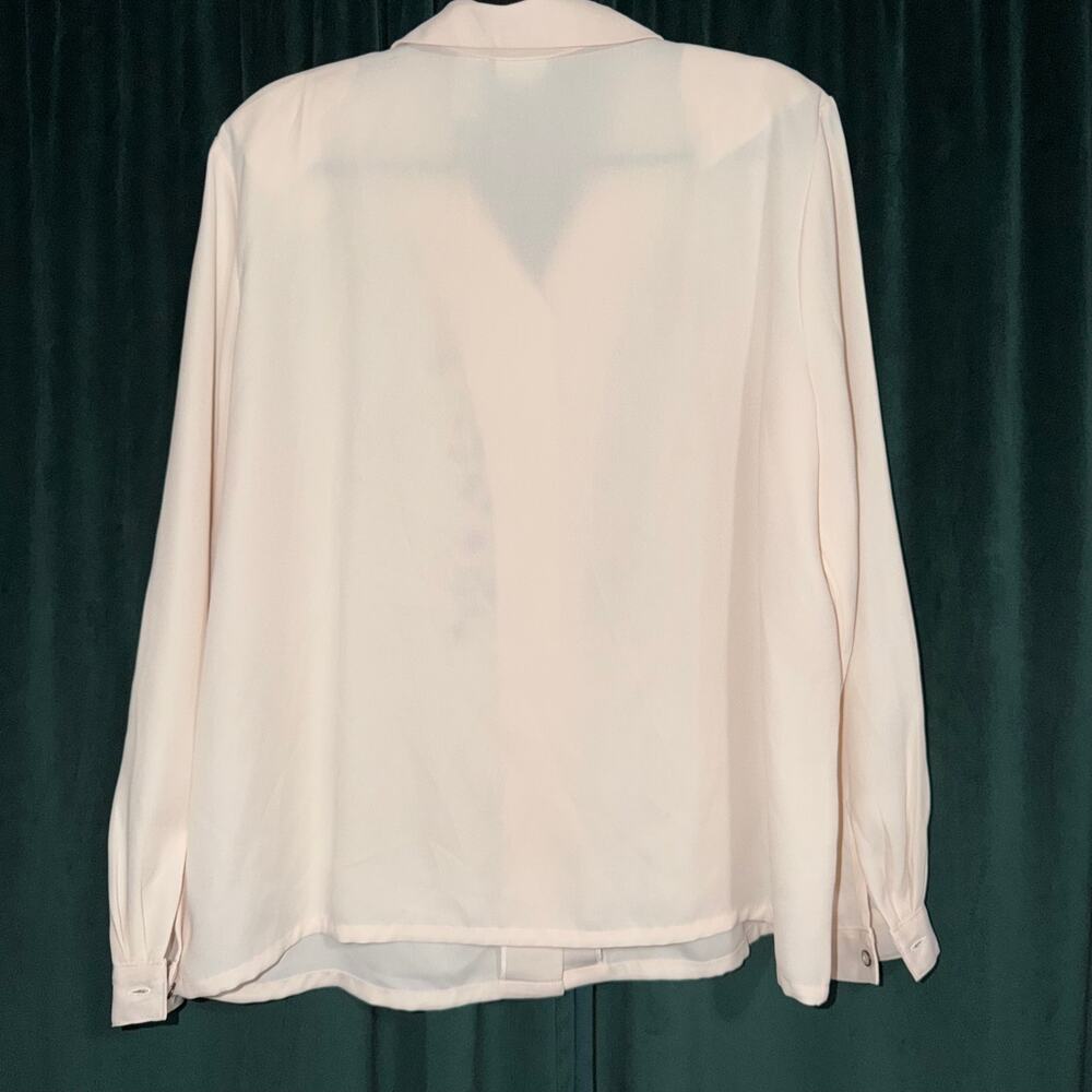 Vintage Koret Embroidered Button Down Blouse Light Pink Size 16 - Picture 2 of 4